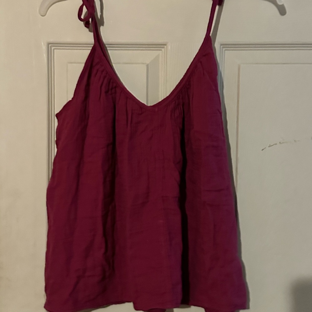Old Navy Magenta Tank Top